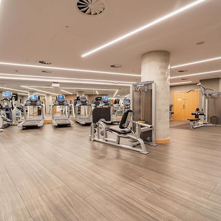 Stylish And Comfortable Canary Wharf Apartment Perfect For Long Stays Лондон Екстериор снимка