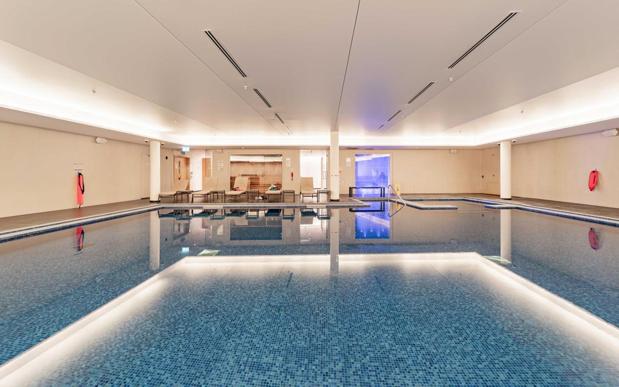 Stylish And Comfortable Canary Wharf Apartment Perfect For Long Stays Лондон Екстериор снимка